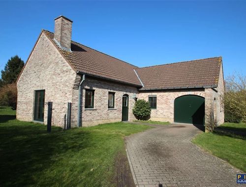                                         Woning te koop in Tournai, € 385.000
