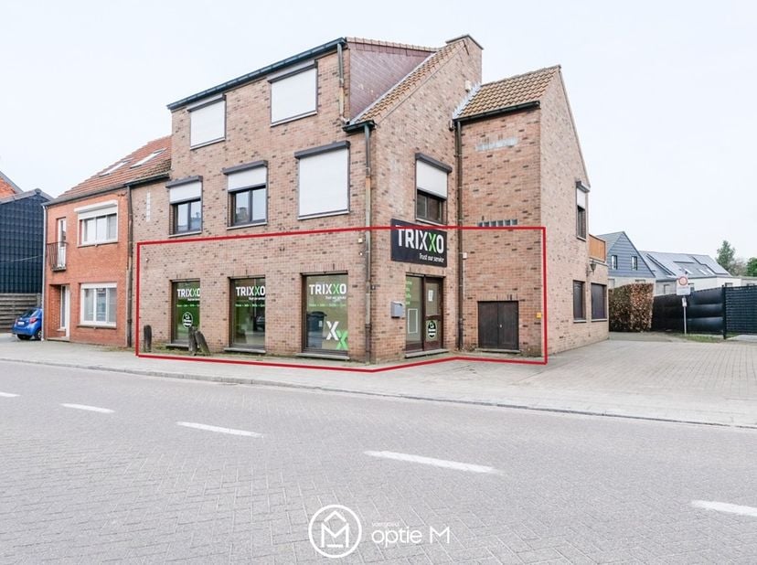 Bien professionnel à vendre
                    à 2450 Meerhout