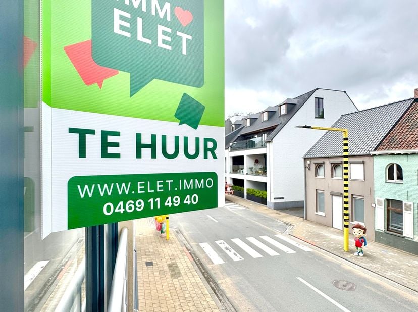 Appartement à louer
                    à 8780 Oostrozebeke