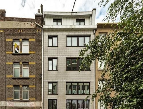                                         Studio met slaaphoek te huur in Antwerpen, € 750
