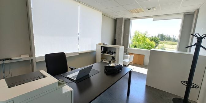 Bien professionnel à louer à Kuipweg 13, 8400 Oostende