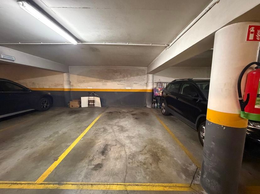 Garage te huur
                    in 1150 Sint-Pieters-Woluwe