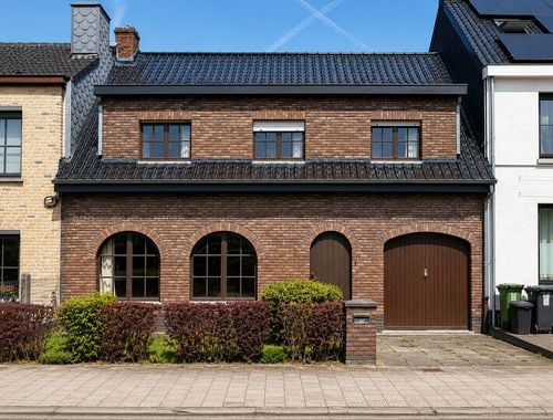                                        Woning te koop in Zwijnaarde, € 395.000
