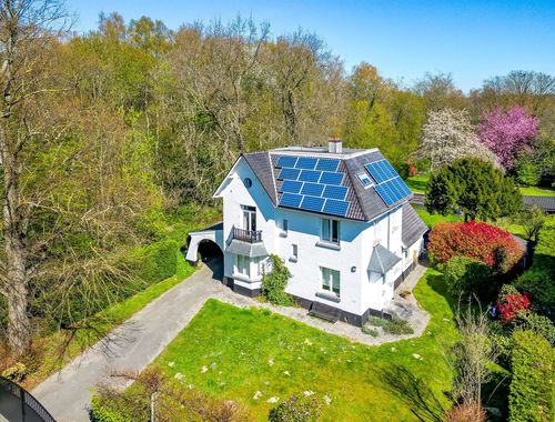                                         Villa te koop in Ukkel, € 1.600.000
