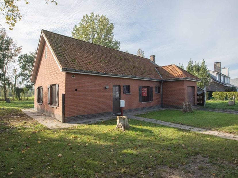 Huis te koop in Aaishove 1,
                    8301 Ramskapelle