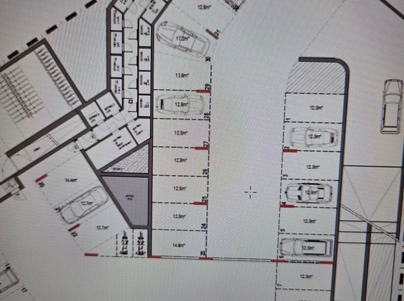 Garage à louer
                    à 9000 Gent