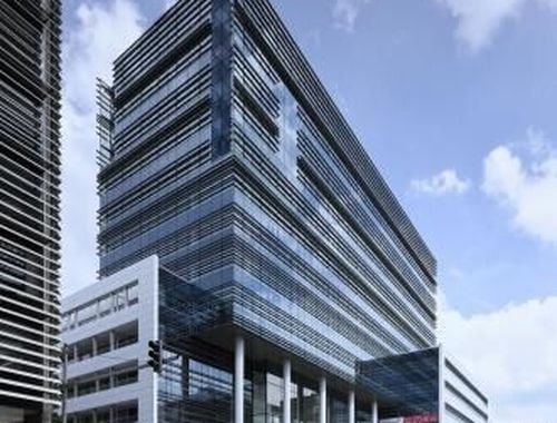                                         Bâtiment d’entreprise à louer à Etterbeek, € 2.395,83
