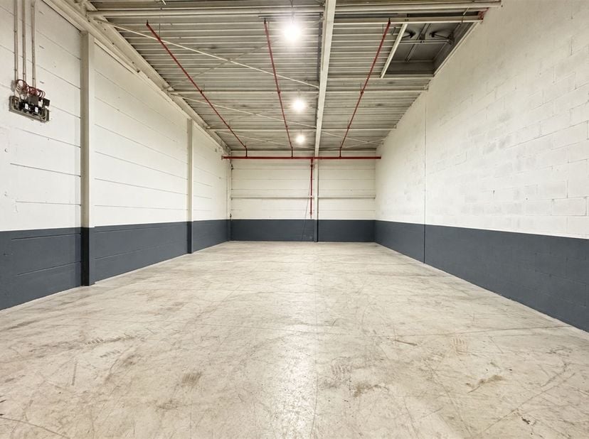 Bedrijfsvastgoed te huur in Bazelstraat 250 bus 31A,
                    9150 Kruibeke