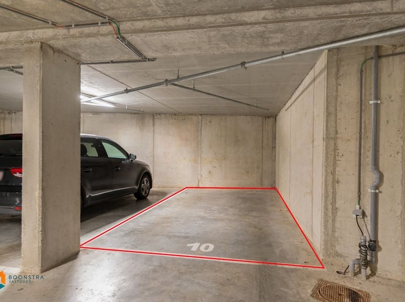 Garage à vendre
                    à 2000 Antwerpen