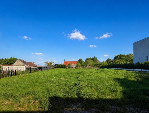                                         Terrain à bâtir à vendre à Sint-Denijs-Boekel, € 153.000
