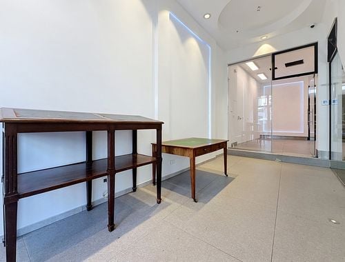                                         Handelszaak te koop in Brussel, € 275.000
