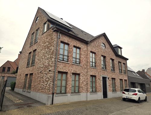                                         Appartement à louer à Bachte-Maria-Leerne, € 930
