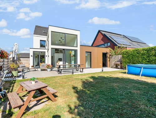                                         Maison à vendre à Wevelgem, € 470.000
