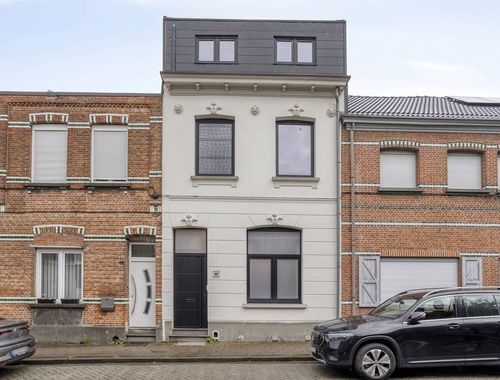                                         Woning te koop in Hoboken, € 375.000
