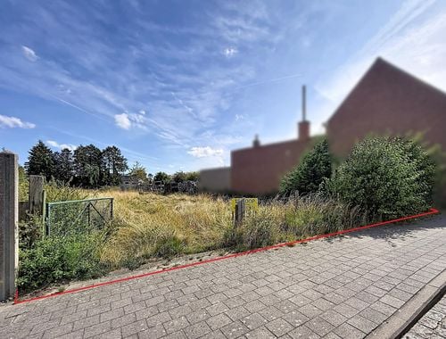                                         Bouwgrond te koop in Ruien, € 80.000
