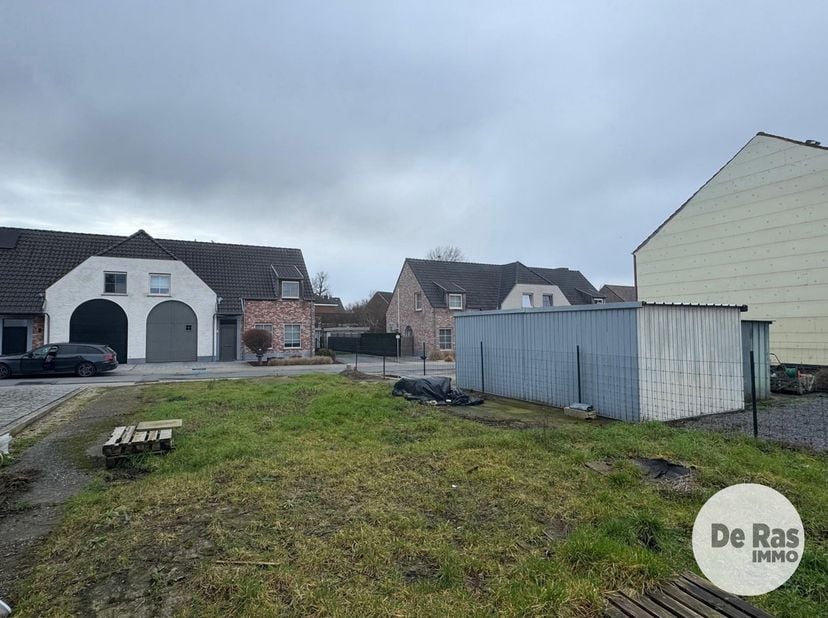 Grond te koop in Burg. D'Haeseleerstraat 2A,
                    9450 Heldergem