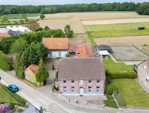                                         Hoeve te koop in Waanrode, € 545.000
