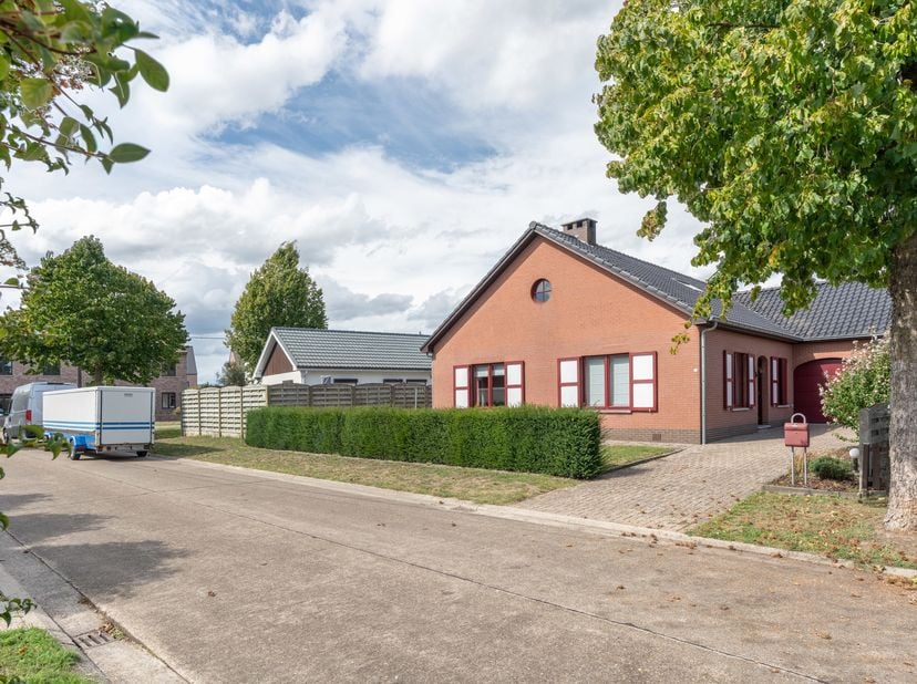 Huis te koop in Sint-Sebastiaanstraat 7,
                    2340 Beerse