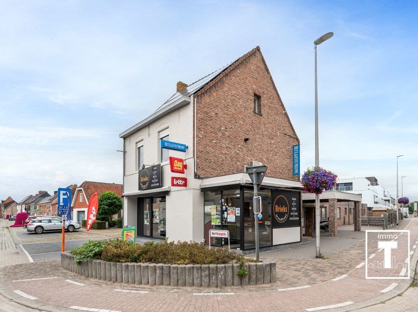 Bedrijfsvastgoed te koop in Ten Ede Dorp 4,
                    9230 Wetteren