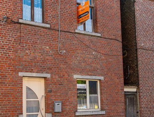                                         Maison à vendre à Haine-Saint-Pierre, € 195.000
