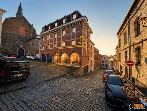                                         Rez-de-chaussée commercial à vendre à Thuin, € 70.000
