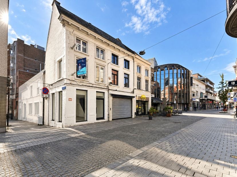 Bien professionnel à vendre à Diestsestraat 62,
                    3000 Leuven