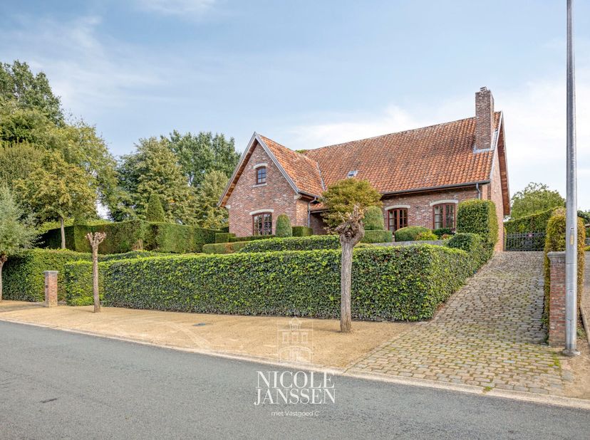 Huis te koop in Molenweg 33,
                    3530 Houthalen