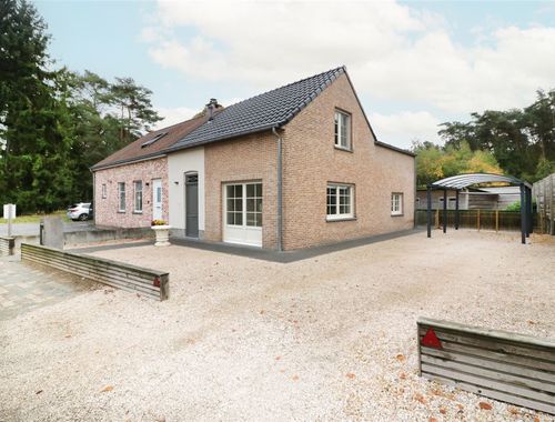                                        Maison à louer à Testelt, € 1.050

