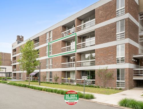                                         Serviceflat te koop in Assebroek, € 100.000
