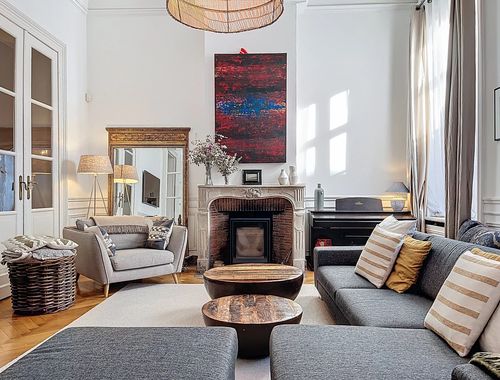                                         Maison à louer à Saint-Gilles, € 7.500
