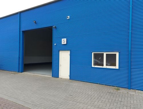                                         Bedrijfsgebouw te huur in Hasselt, € 1.500
