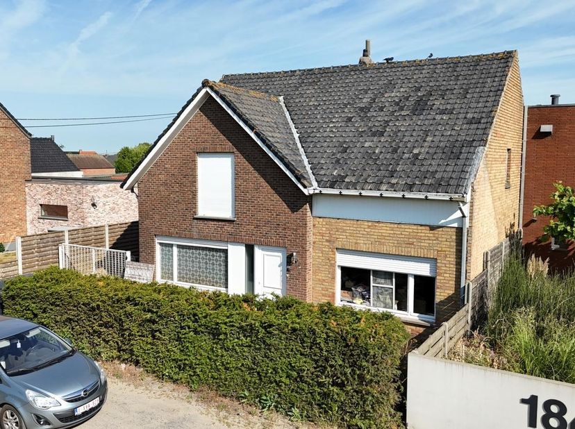 Huis te koop in Diksmuidebaan 184 - A,
                    8480 Ichtegem
