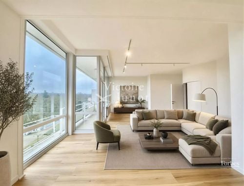                                         Penthouse te huur in Elsene, € 3.400

