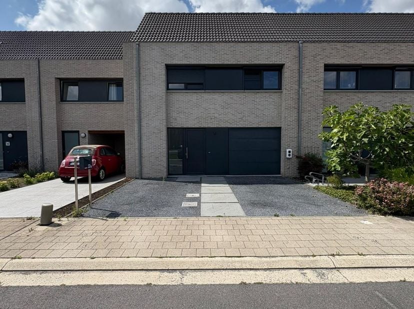 Maison à louer
                    à 8870 Izegem