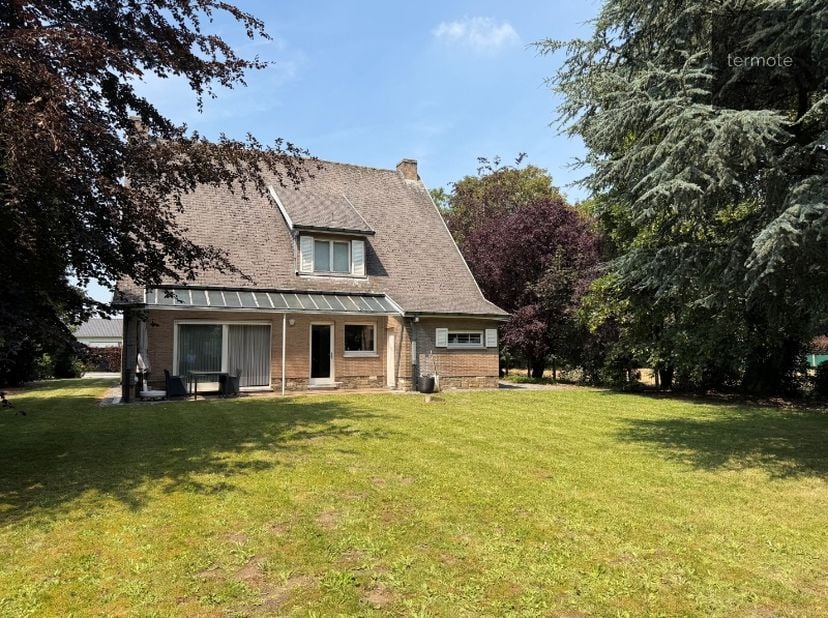 Maison à vendre
                    à 8792 Desselgem