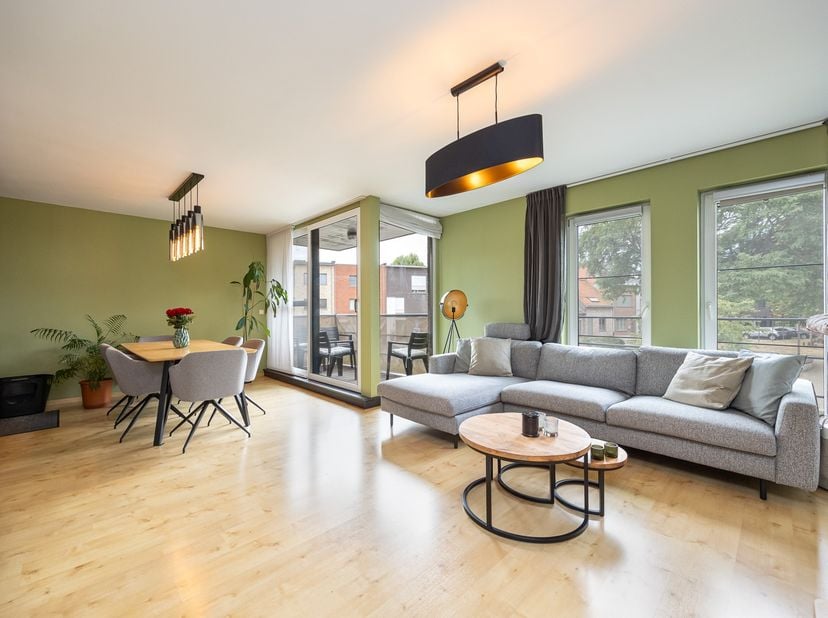 Appartement te koop in Lageweg 192 bus 2,
                    2660 Hoboken
