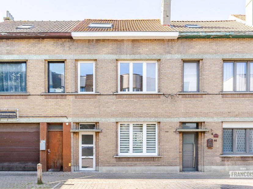 Huis te koop in Jacob Besagestraat 42,
                    8400 Oostende