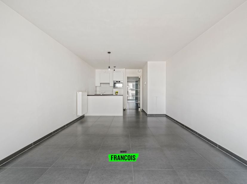 avertissement: ce message a été traduit automatiquement<br />
Cet appartement moderne et économe en énergie se situe dans un emplacement de choix à Os