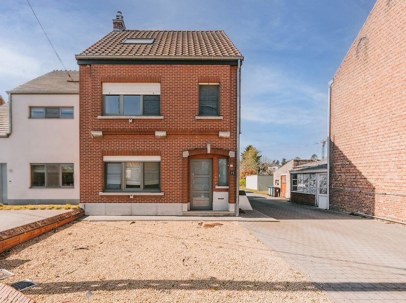 Voor meer info of om een bezoek in te plannen, neem contact op via 016199345 of via pieter.maes@homixx.be. <br />
Bent u op zoek naar een karaktervoll