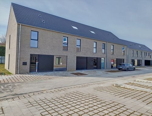                                         Woning te koop in Beveren-Leie, € 383.300
