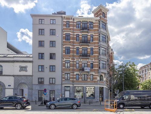                                         Studio met slaaphoek te koop in Anderlecht, € 129.000
