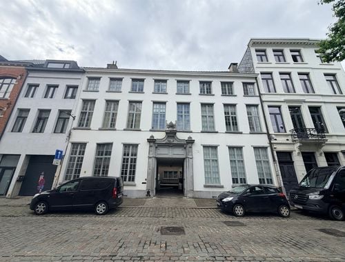                                         Appartement te huur in Antwerpen, € 1.300
