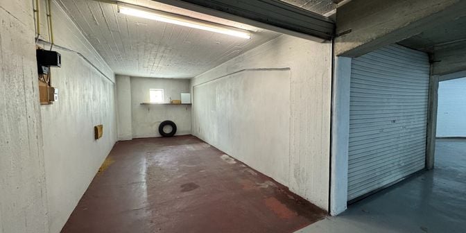 Garage te koop in Wittenonnenstraat 49, 8400 Oostende