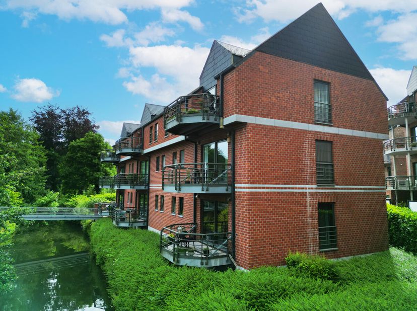 Appartement à vendre à ,
                    6530 Thuin