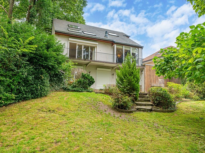 Maison à vendre à Rue des Lilas 11,
                    1330 Rixensart
