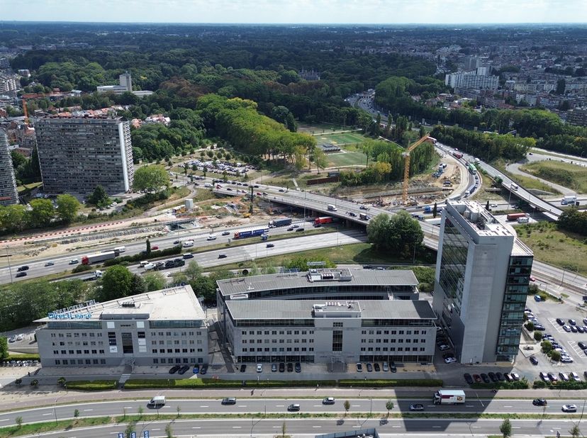 Kantoor te huur Antwerpen Ring – Antwerp Ring Center (ARC)<br />
Te huur: moderne kantoorruimte tot 4.000 m² aan de Noordersingel in Antwerpen. Flexib