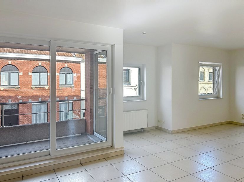 Appartement te huur in Guido Gezellestraat 19 bus 2,
                    8780 Oostrozebeke