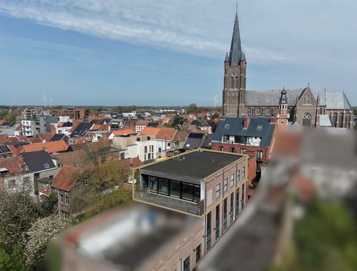                                         Penthouse te koop in Eeklo, € 695.000
