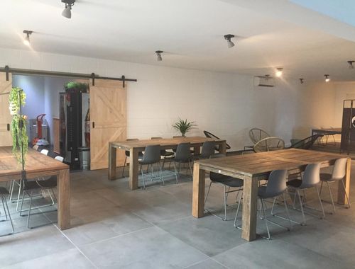                                         Kantoor te huur in Genk, € 704

