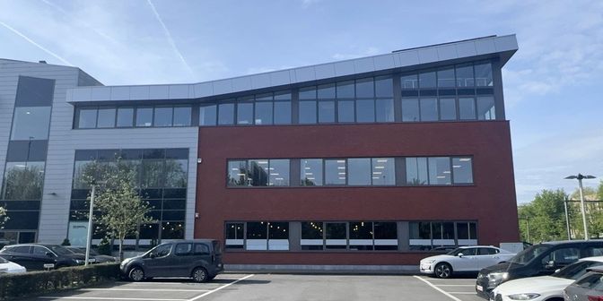 Bedrijfsvastgoed te huur in Bijenstraat 28, 9051 Sint-Denijs-Westrem